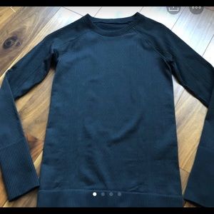 Lululemon restless pullover